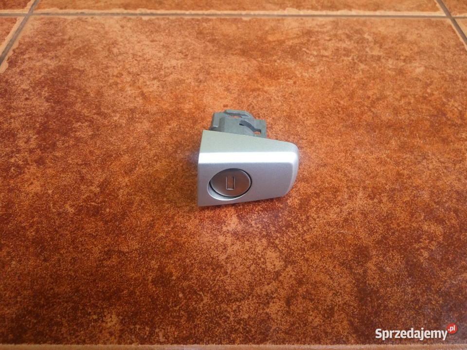 Opel Insignia mocowanie stelaż uchwyt klamki Jarocin sprzedam