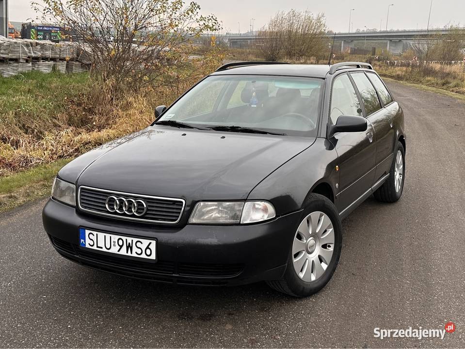 Audi A4 B5 Avant 16 101 benzyna ABS Lubliniec