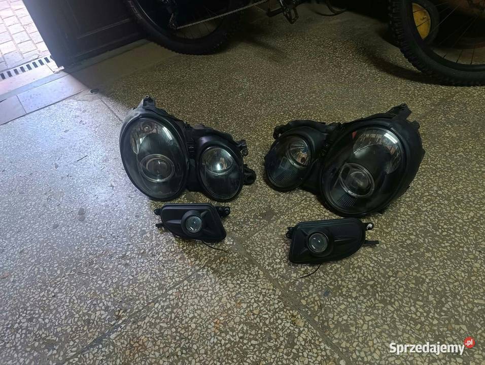 Lampy mercedes CLK W208 małopolskie Klęczany