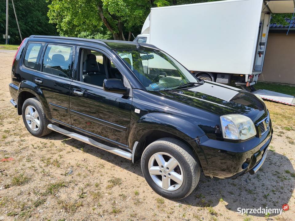 Nissan XTrail 25 benzyna 4WD Skóry 2 sztuki w sprzedam