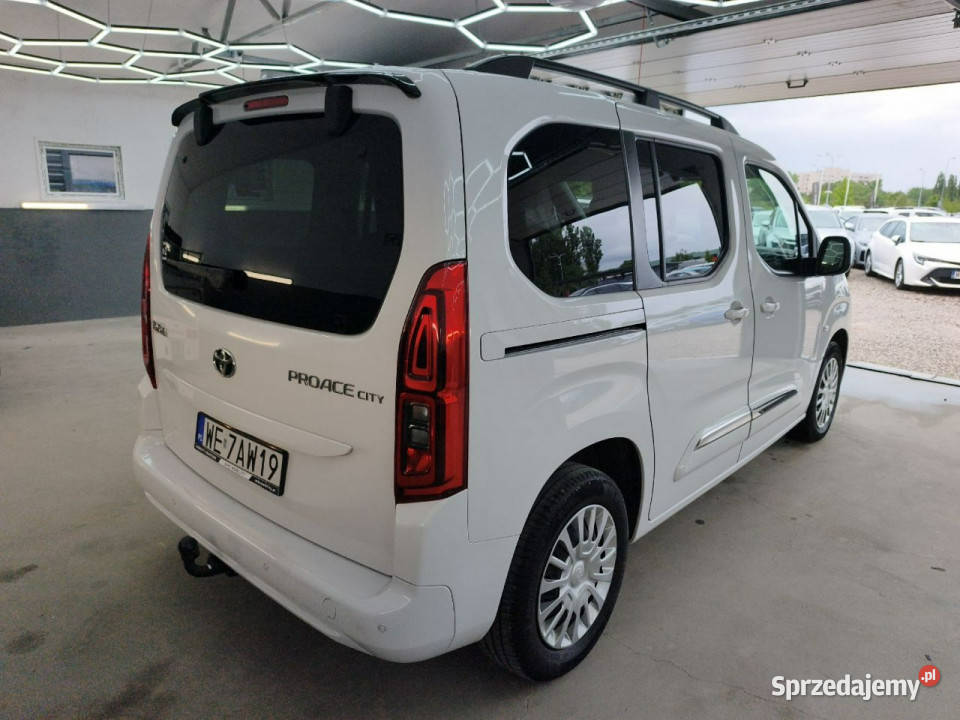 Toyota Proace City Verso Poleasingowe MHC nieuszkodzony Toyota Komorniki sprzedam