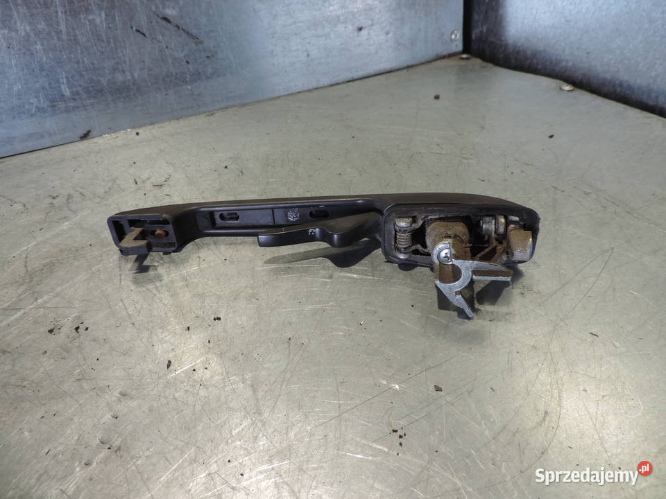 KLAMKA ZEWNĘTRZNA PRZEDNIA PRAWA VW GOLF II osobowe sprzedam