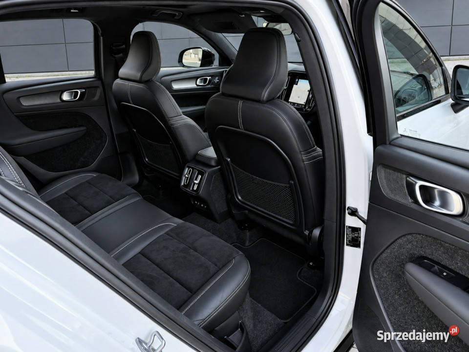 Volvo XC 40 20 B4 RDesign Faktura VAT 23 harman Motoryzacja Tarnowskie Góry