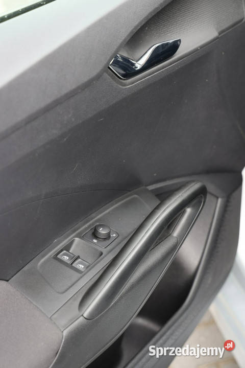 koda Fabia 10 110 Ambition manual IV 2021 nieuszkodzony Škoda Tychy