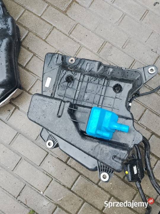 Zbiornik AdBlue komplet z pompą i sterownikiem Rok produkcji 2018 Zbąszyń