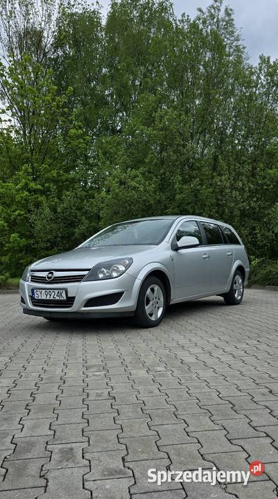 Opel Astra H III Kombi 2010 17 CDTI Przegląd Rok produkcji 2010 Bytom