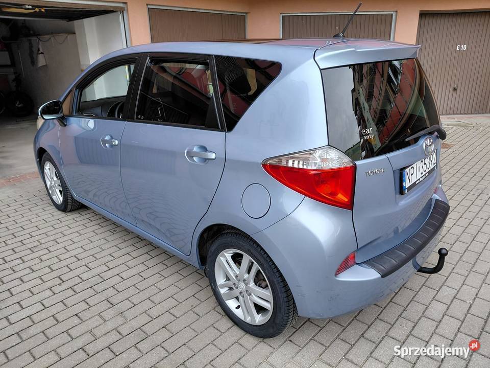 Toyota VersoS 14 D4D Rok produkcji 2014 Częstochowa