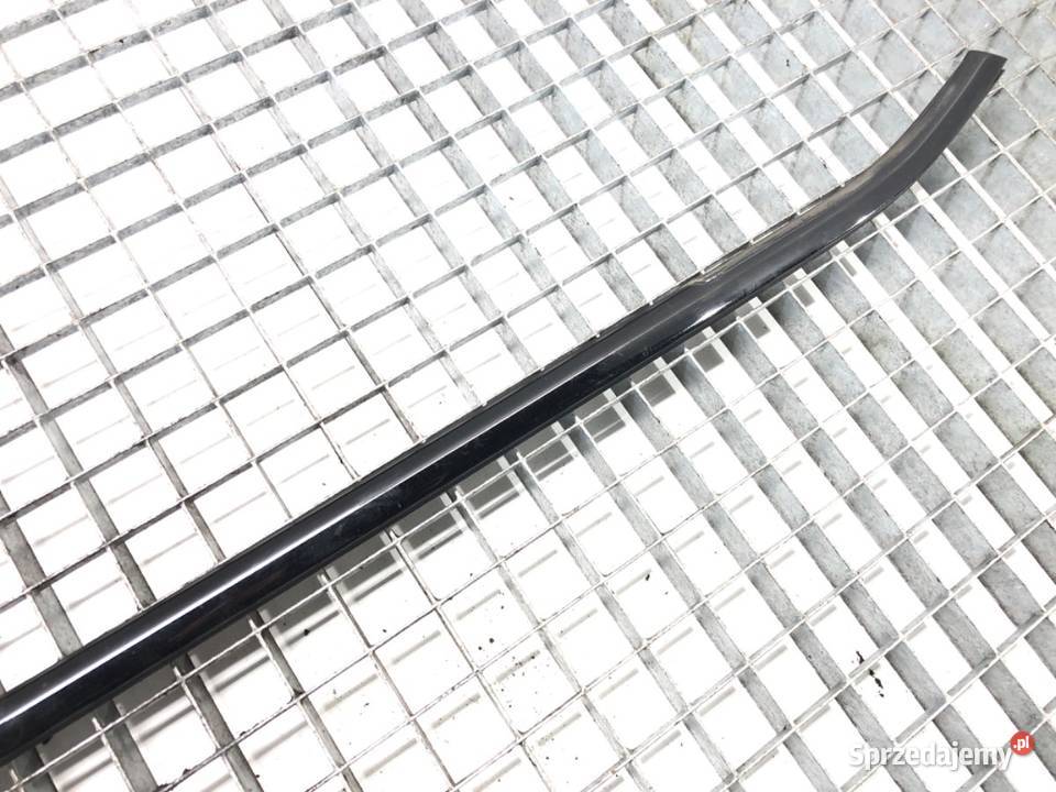 LISTWA ZGARNIAJĄCA PRZÓD PRAWA BMW F16