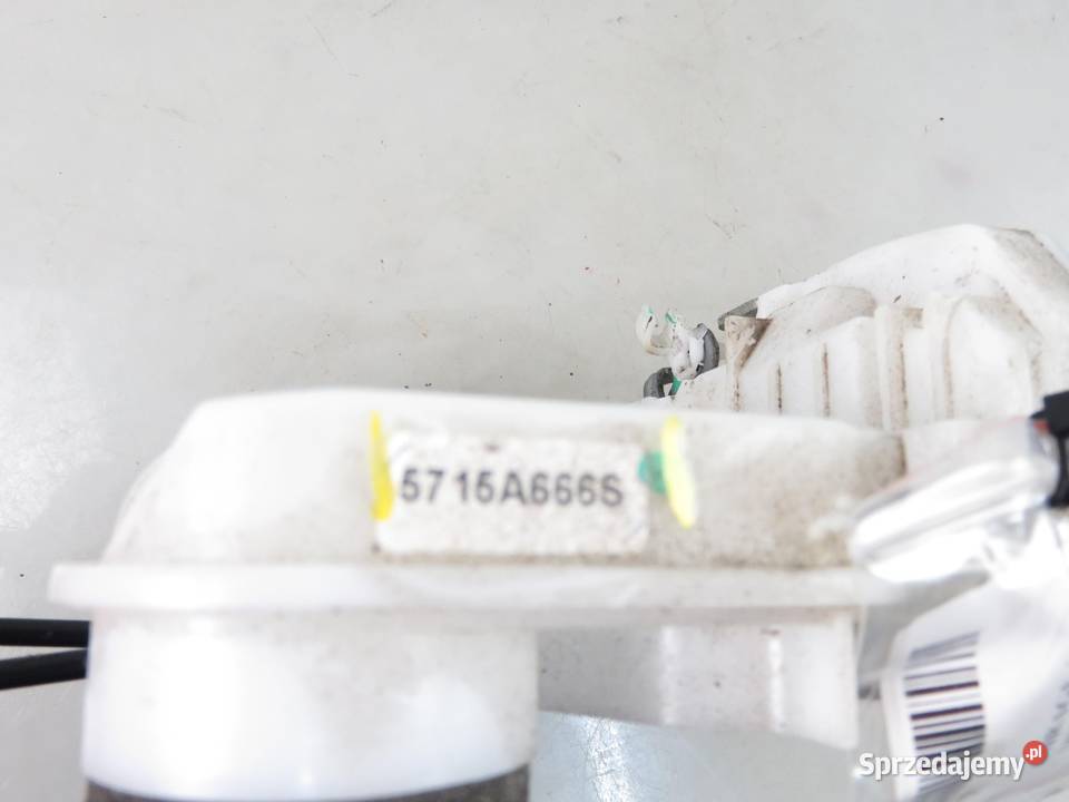 ZAMEK PRAWY PRZEDNI MITSUBISHI MIRAGE SPACE STAR osobowe