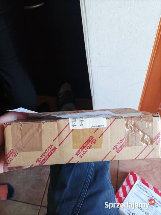 Toyota Picnic 09960401 kpl okładzin tył 2x filtr osobowe