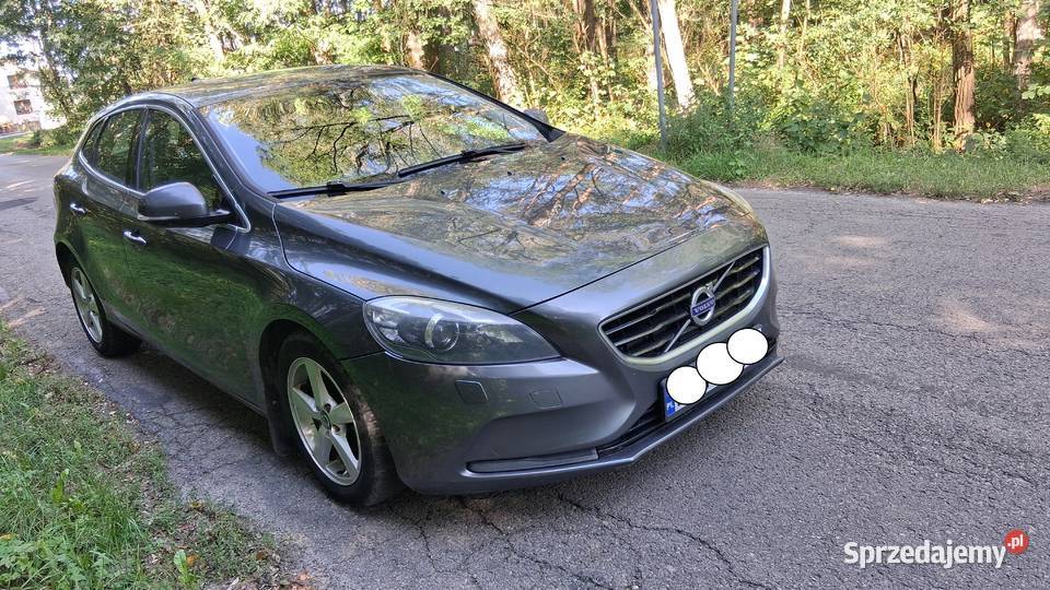 Volvo V40 2013r 16D D2 6BiegowyKsenon elektryczne szyby lubelskie Chodel sprzedam