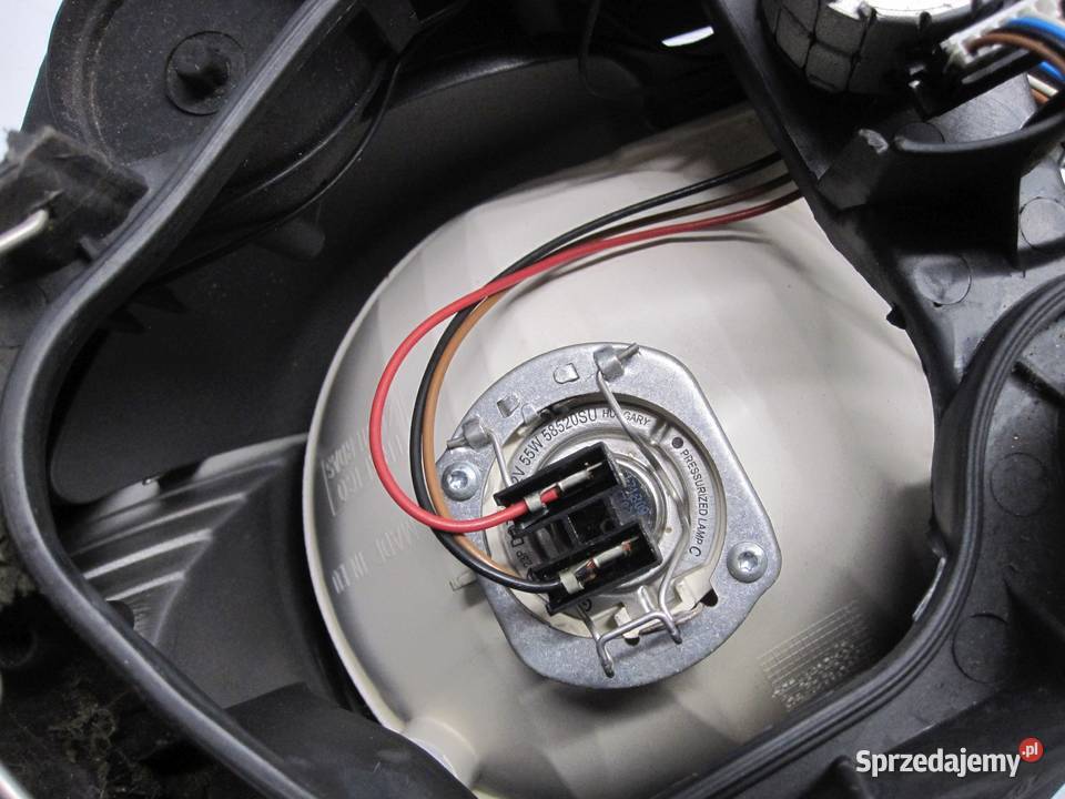 BMW E88 08r lampa prawa przód 7193390 ANGLIK Lampy przednie Lampy przednie Kielce