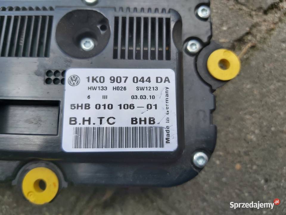 PANEL KLIMATRONIK 1T0 1K0907044AD TOURAN Rok produkcji 2010 Złotów sprzedam