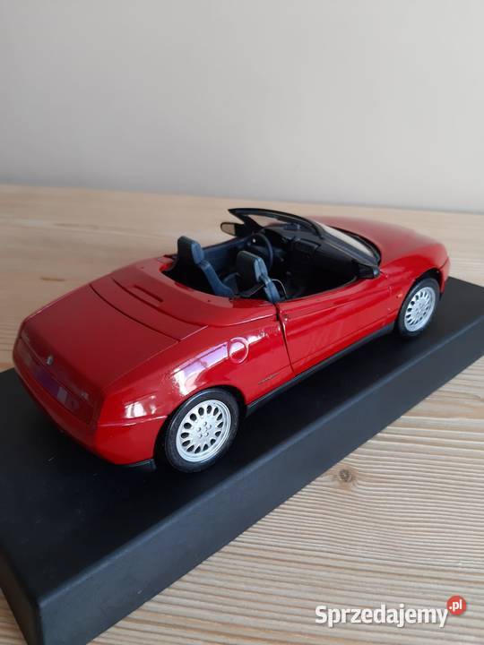 Model samochodu 118 Alfa Romeo Spider 1995 Głuchołazy