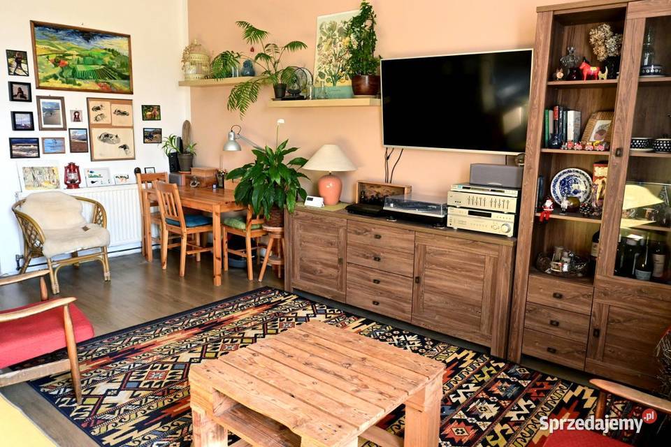 Wieliczka os Asnyka II piętro mieszkanie