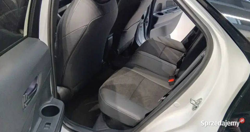 Toyota CHR Nowa 140 Hybryda Dostępna ręki Wersja gniazdo SD Szczecinek sprzedam