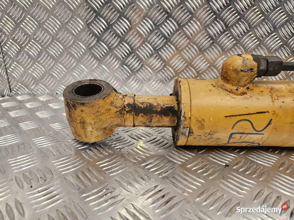 Siłownik podnoszenia ramienia CASE FORD 555E Gdynia
