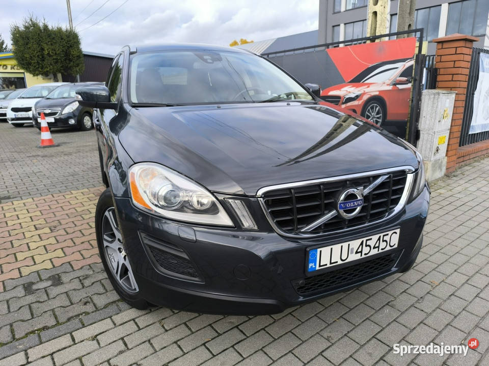 Volvo XC 60 24d 215 AWD 4x4 Summum Skóra I wspomaganie kierownicy Łuków