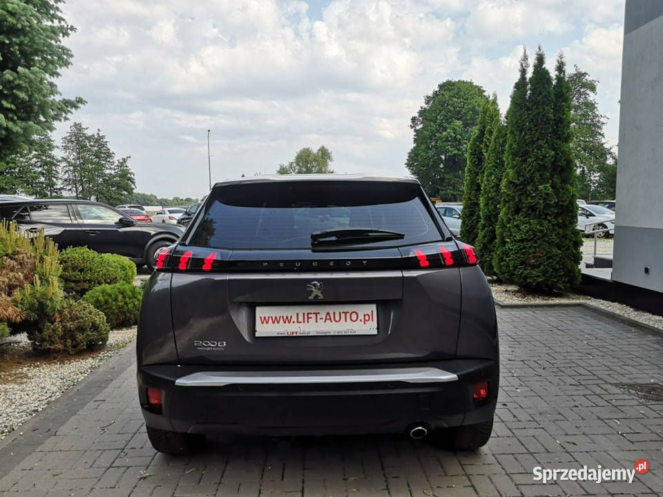Peugeot 2008 15 HDI 110 Klimatr Navi Parktronik serwisowany w ASO Strzegom