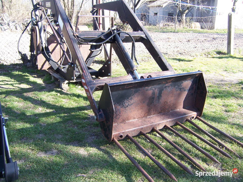 ŁADOWACZ TUR 2sekcje do MF 255URSUS 28123512 z Pozostałe Derewiczna