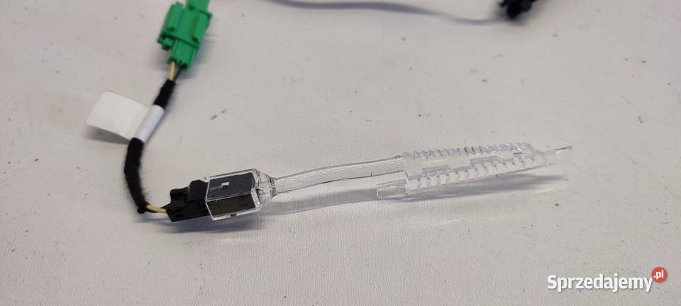 VW TIGUAN II OŚWIETLENIE BOCZKA DRZWI LEWY PRZÓD Motoryzacja sprzedam