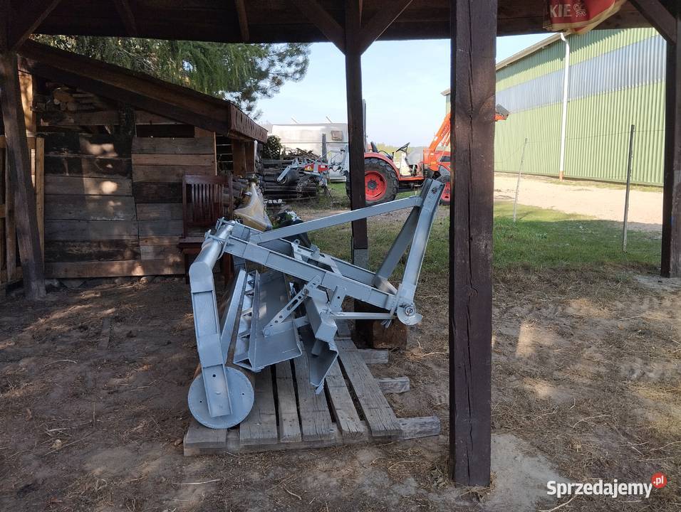 Równiarka do podłoża jeździeckiego Łódź