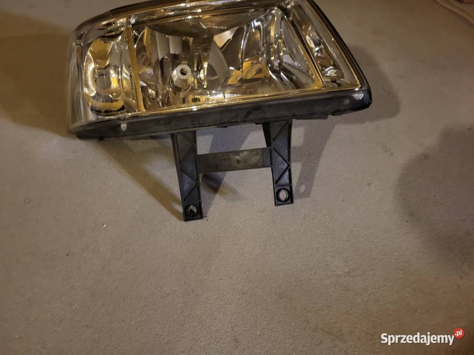 lampy przednie do VW T5 lewa prawa Kliczków sprzedam