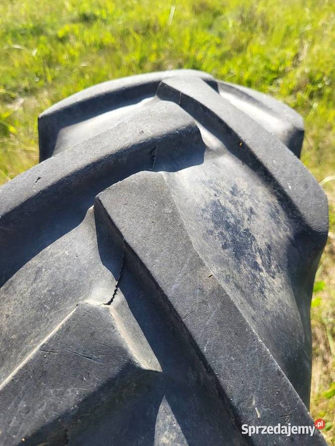 Sprzedam ciągnik ford Jędrzejów