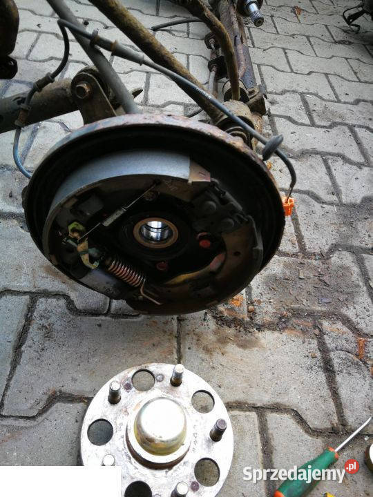 Honda hrv 2004 bęben tył hamulce piasta osobowe