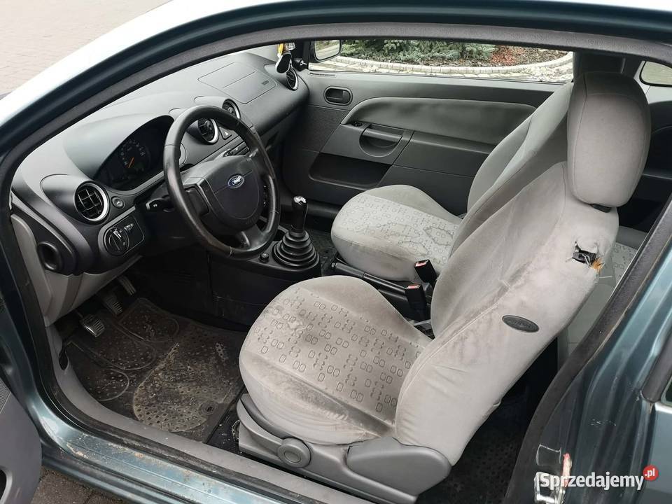 Ford Fiesta 14TDCI Opony Wielosezonowe Całowanie