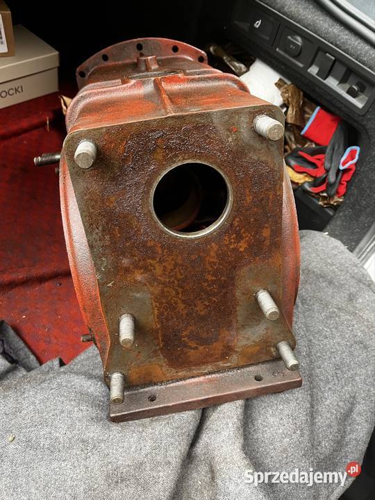 Stopy wału do Ursusa C 325 C 330 C 328 C 360 Parczew