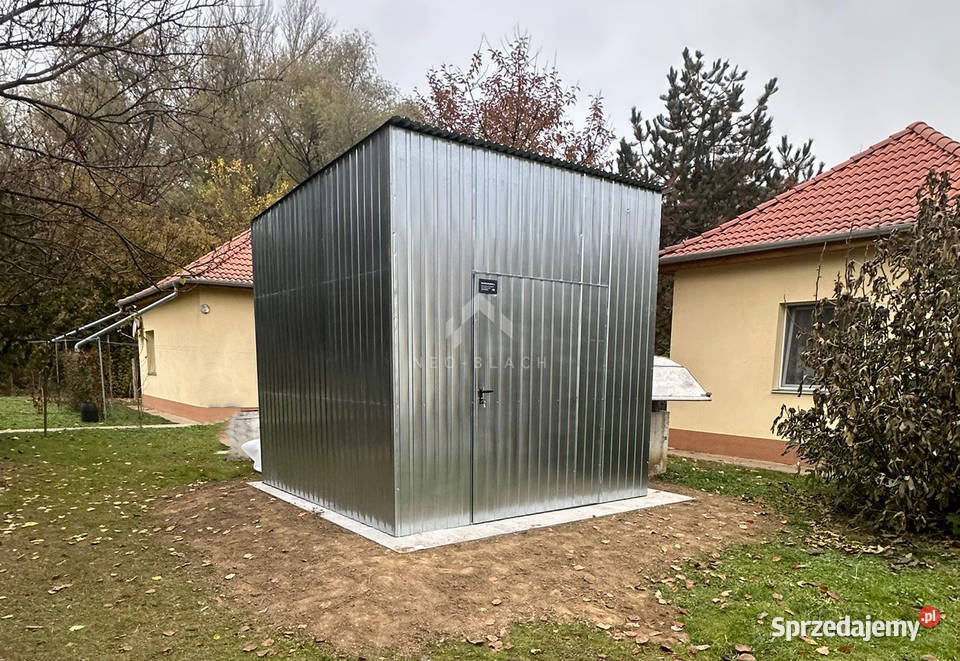 Schowek pomieszczenie gospodarcze 3x3 drzwi dolnośląskie Kłodzko