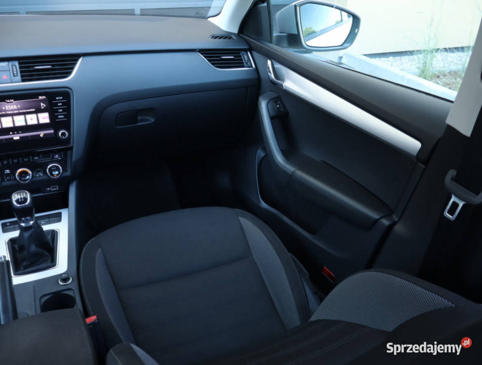Skoda Octavia 16 TDI 1598cm3 Łódź
