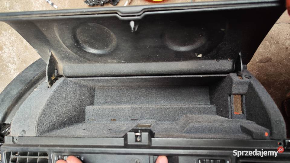 schowek pasażera bmw e36 osobowe Wyposażenie wnętrza Białystok sprzedam