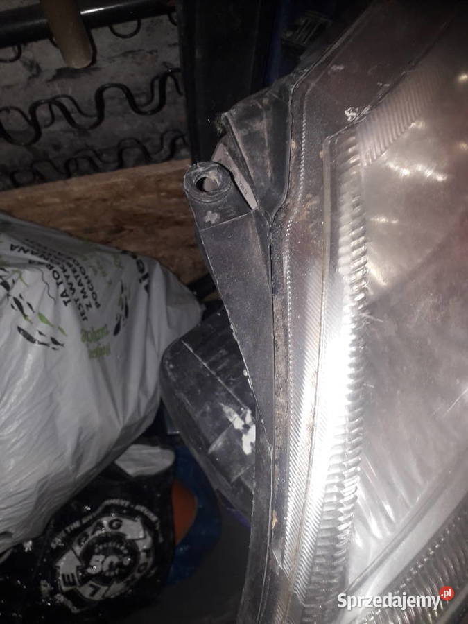 Lampa przednia lewa citroen c3 Poznań