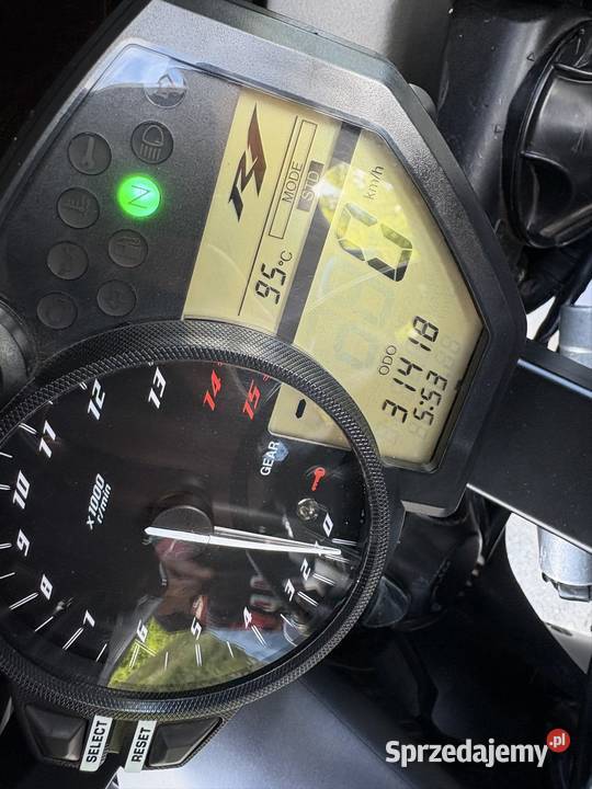 Yamaha R1 rn22 biała perła motocykl zadbana nieuszkodzony