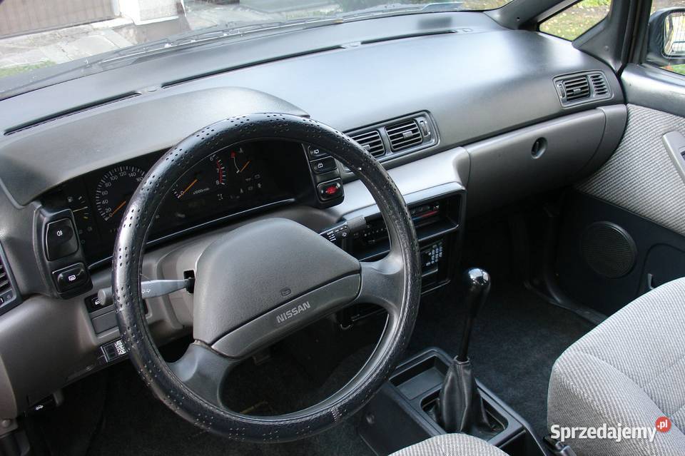 Nissan Prairie PRO M11 1992 silnik CA20S żółte Kielce