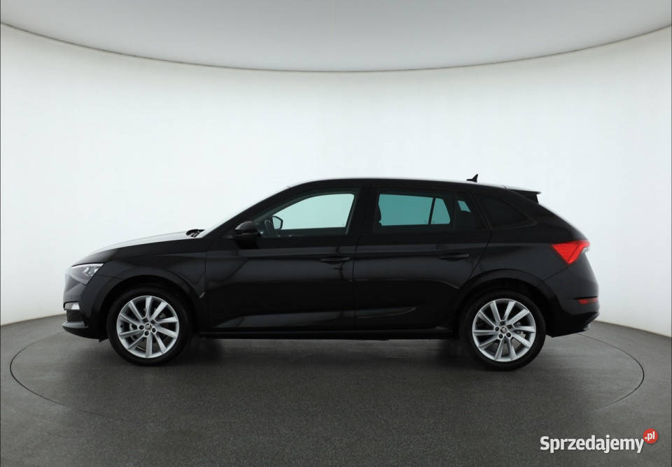 Skoda Scala 10 TSI światła LED