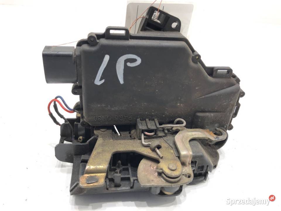 ZAMEK DRZWI LEWY PRZÓD VW GOLF IV Hatchback 9708 sprzedam