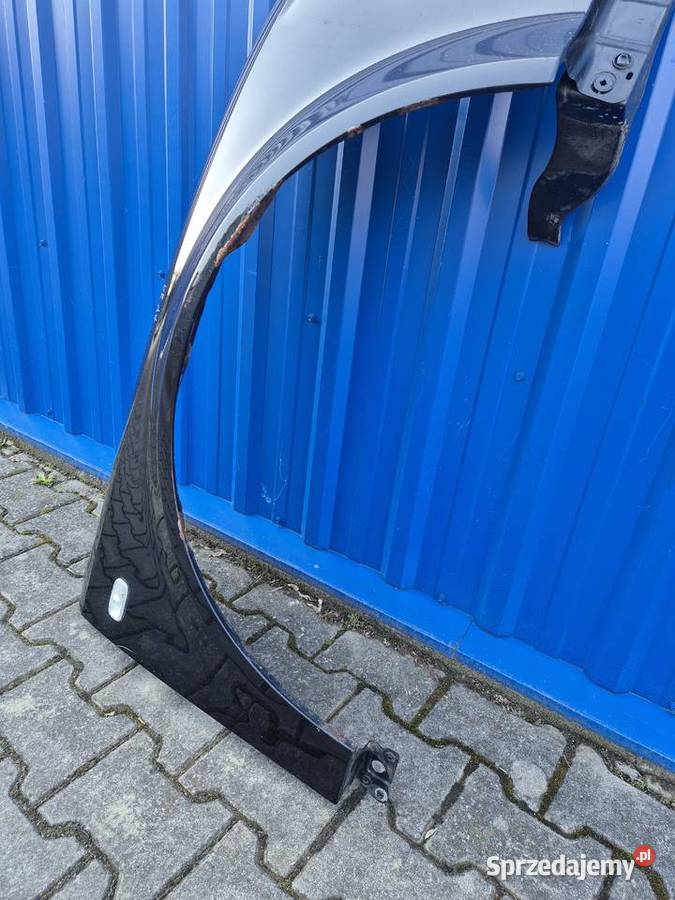 BŁOTNIK PRZÓD PRAWY AUDI A4 B6 LZ9W CZARNY osobowe Działoszyce