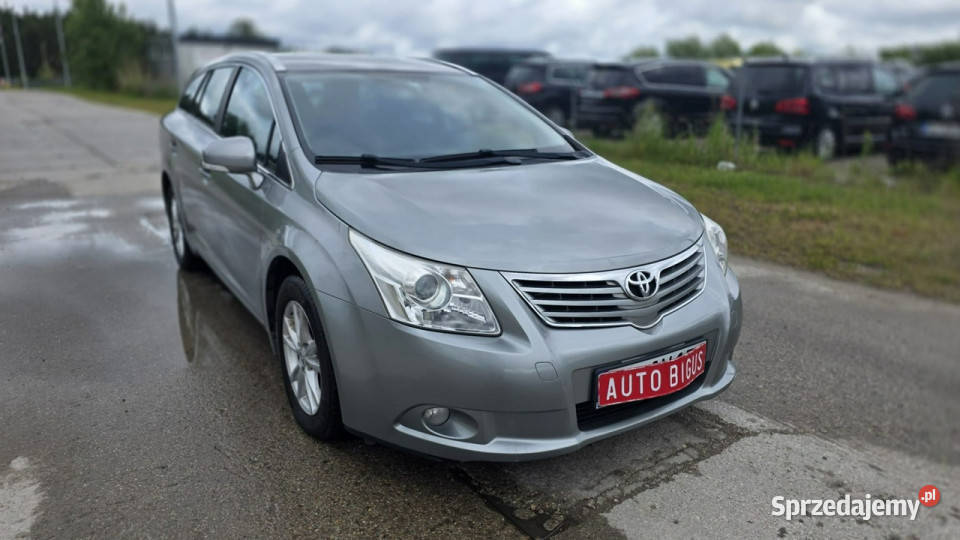 Toyota Avensis Climatronic navi camera cofania ESP Avensis Lębork sprzedam