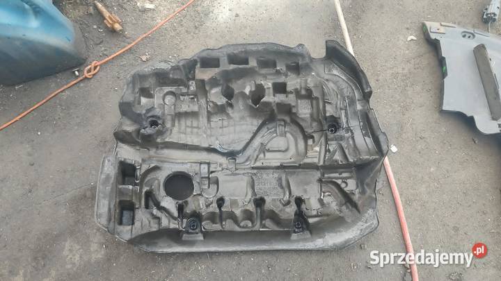 Osłona pokrywa górna silnika Volvo v60 I lift Książ Wielkopolski