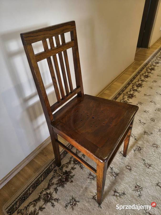 Ponadczasowe dębowe krzesła 4 mazowieckie
