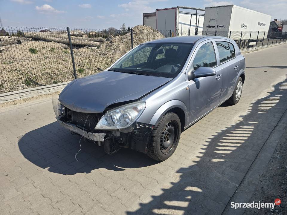 Opel Astra 16 benzyna 2009 Jarocin sprzedam
