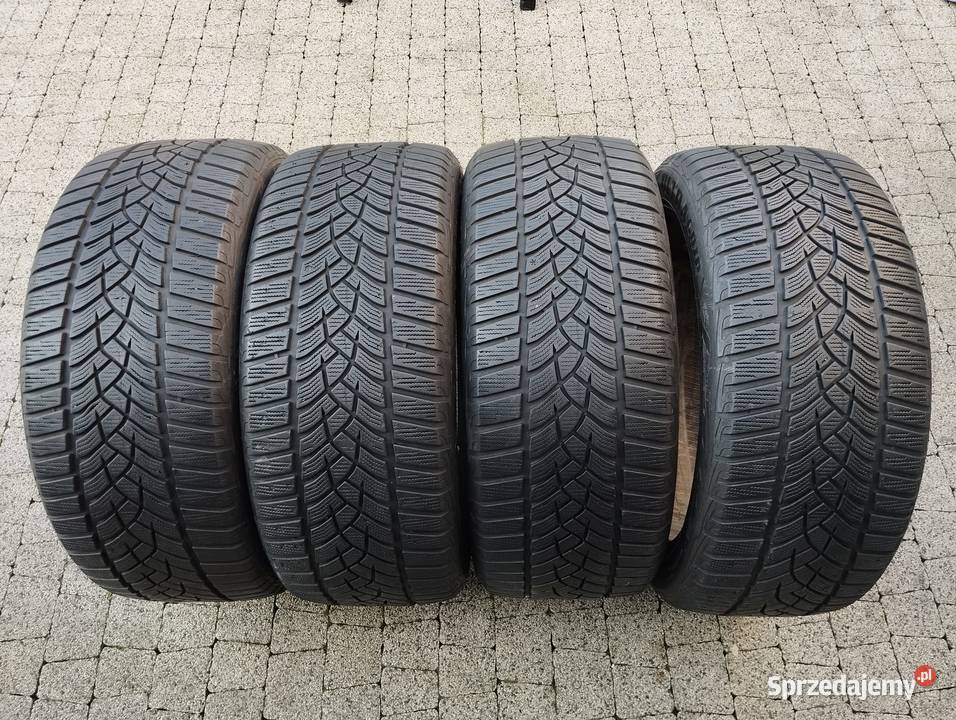 Opony Goodyear Ultra grip 23545R18 98V zima kpl Kamieniec