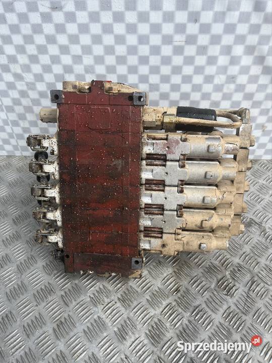 Rozdzielacz hydrauliczny 6sekcyjny manualny Chojnice