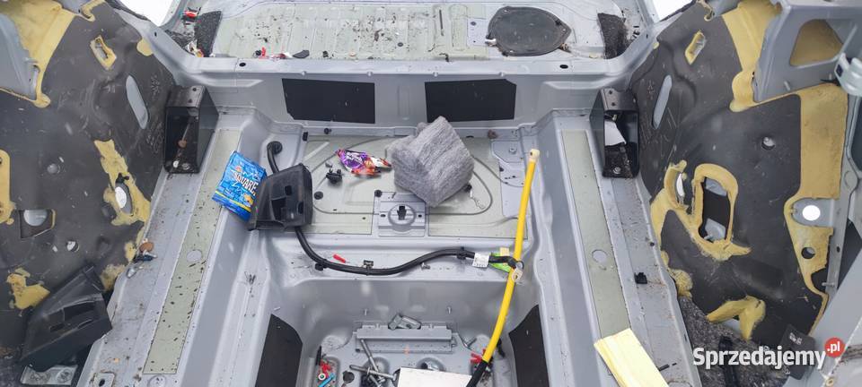 ĆWIARTKA WANNA PAS TYLNY AUDI Q5 8R 20082016 osobowe Przystajń