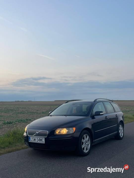 VOLVO V50 Piaski