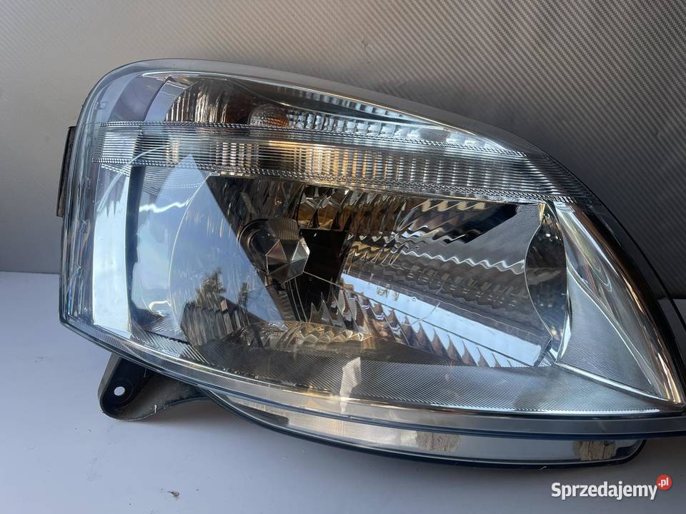 CITROEN BERLINGO PARTNER PRAWA LAMPA PRZÓD Ostroróg