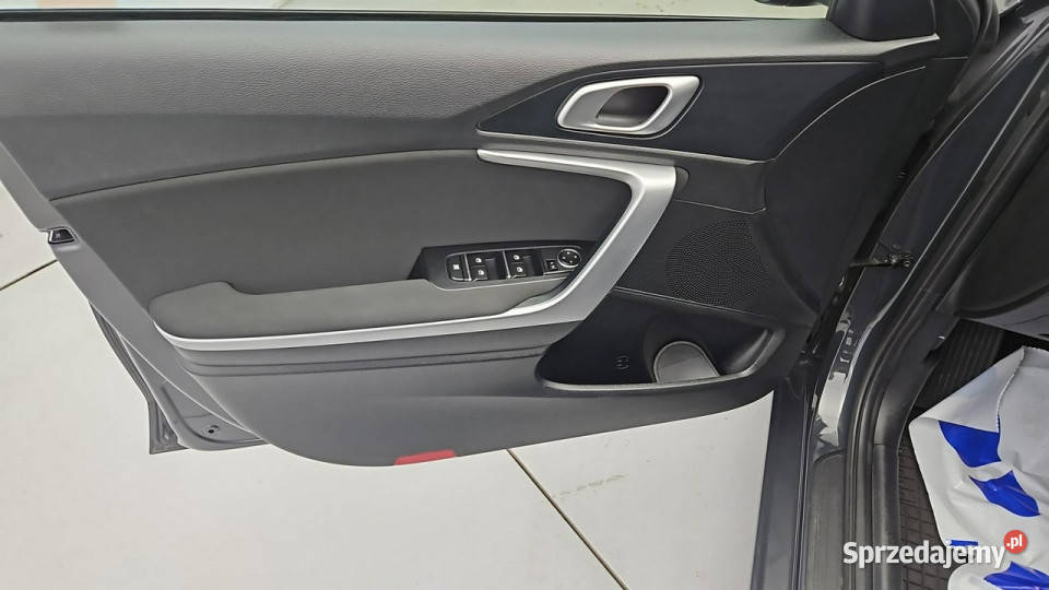 Kia Ceed 15 TGDI S Z Polskiego Salonu Faktura światła do jazdy dziennej Warszawa